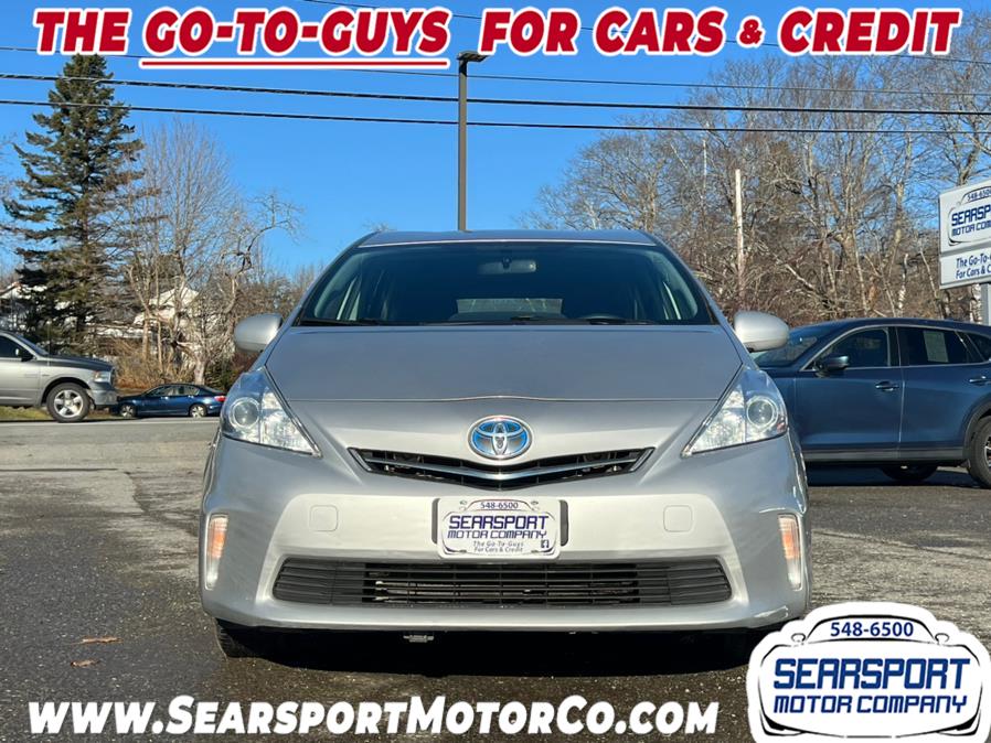 2012 Toyota Prius v Two photo