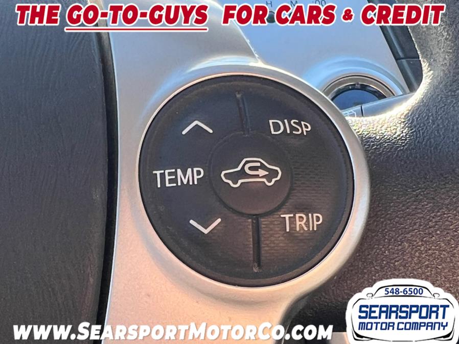 2012 Toyota Prius v Two photo