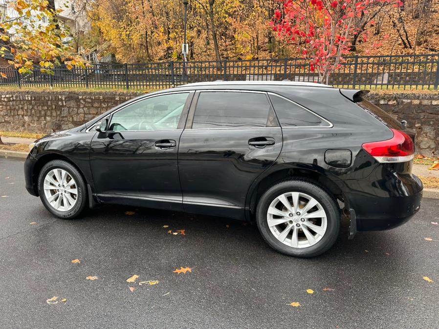 2015 Toyota Venza 4dr Wgn I4 AWD LE (Natl) photo
