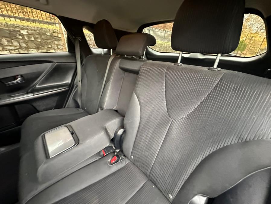 2015 Toyota Venza 4dr Wgn I4 AWD LE (Natl) photo