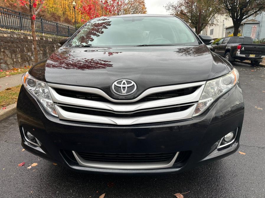 2015 Toyota Venza 4dr Wgn I4 AWD LE (Natl) photo