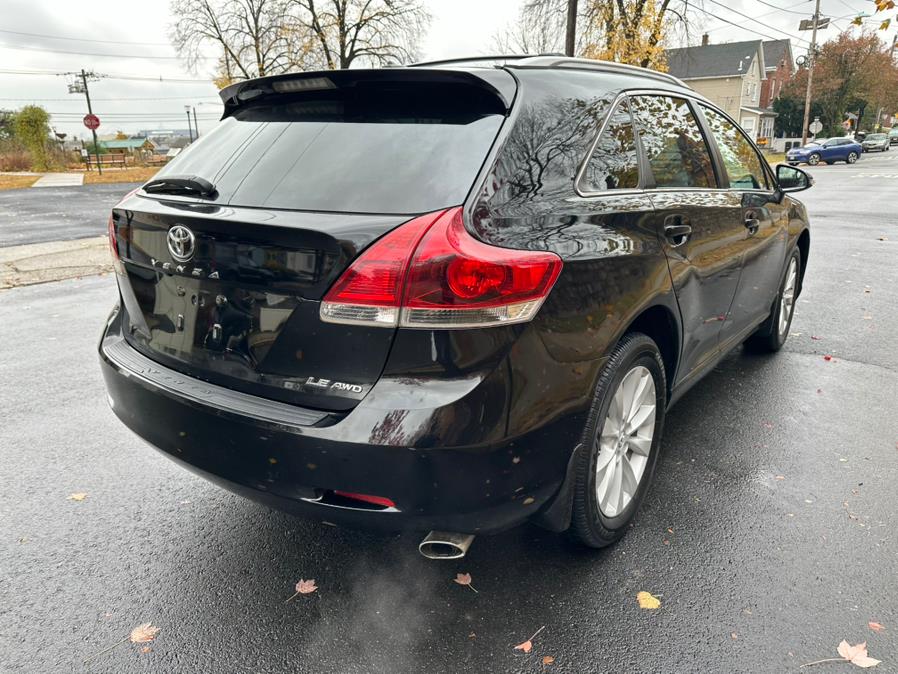 2015 Toyota Venza 4dr Wgn I4 AWD LE (Natl) photo