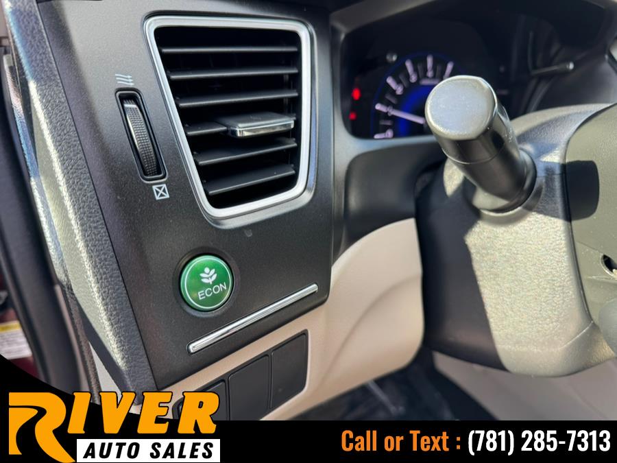 2015 Honda CIVIC SEDAN 4dr CVT LX photo