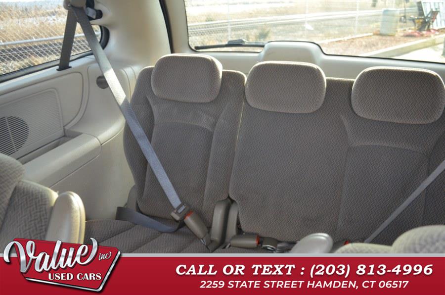 2007 Chrysler Town & Country Touring photo