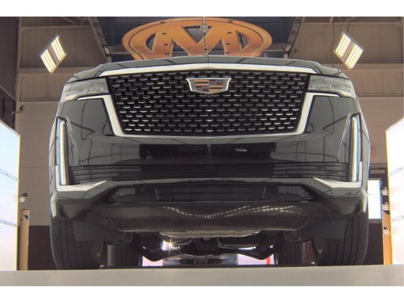 2023 Cadillac Escalade 4WD 4dr Premium Luxury photo