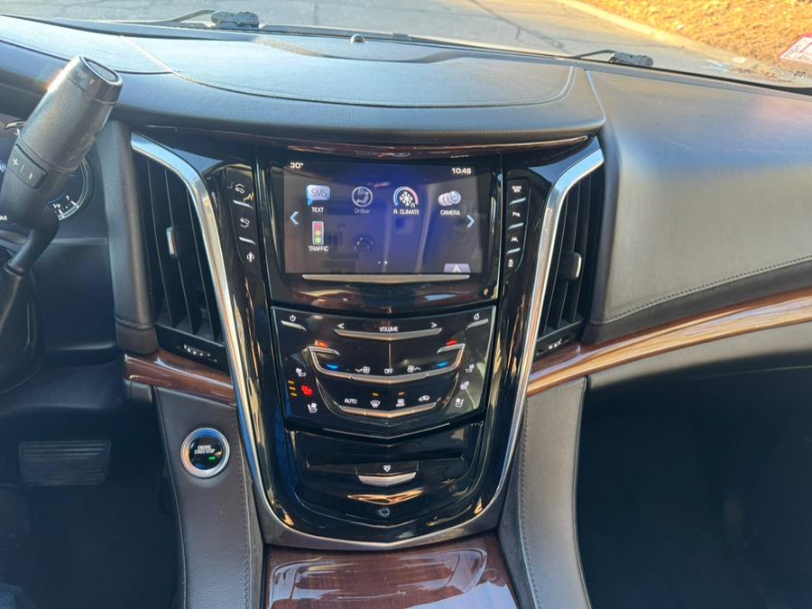 2016 Cadillac Escalade 4WD 4dr Luxury Collection photo