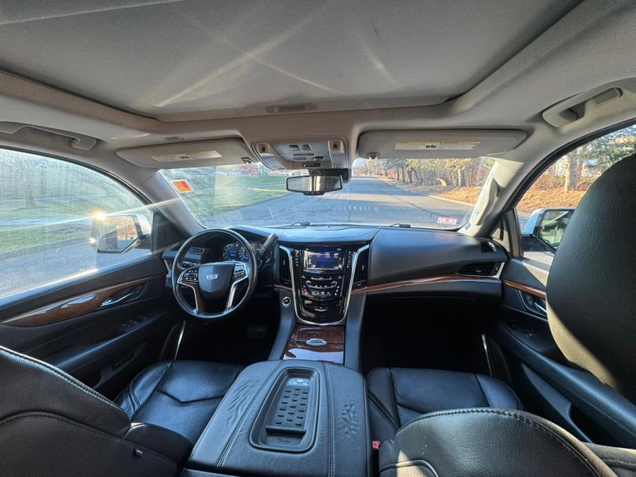 2016 Cadillac Escalade 4WD 4dr Luxury Collection photo