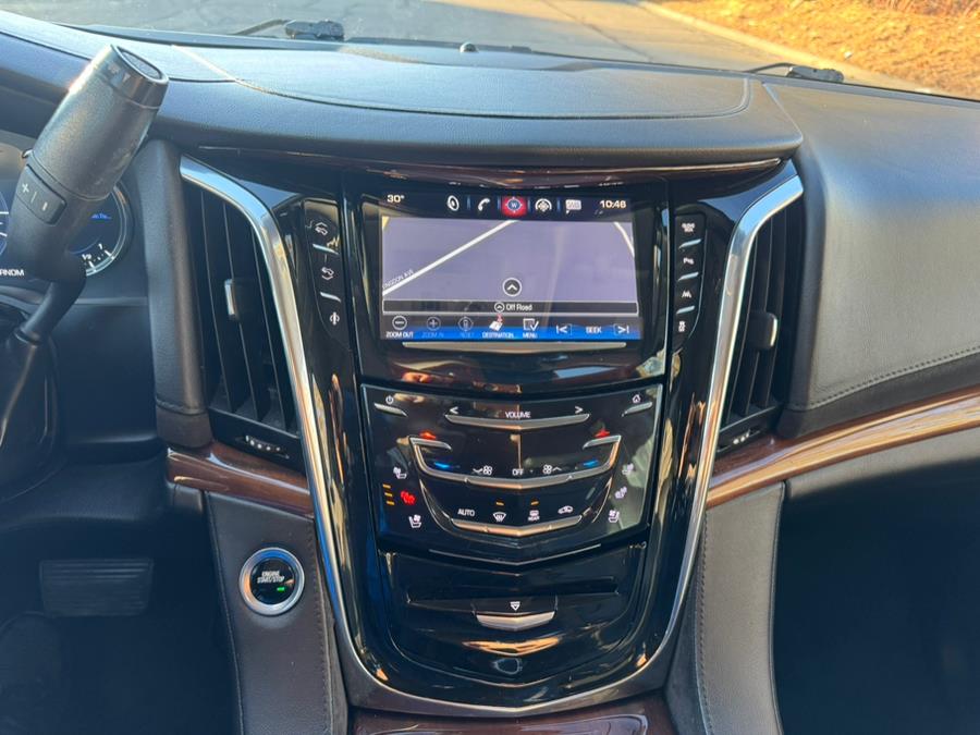 2016 Cadillac Escalade 4WD 4dr Luxury Collection photo