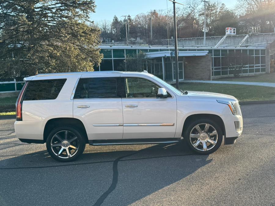 2016 Cadillac Escalade 4WD 4dr Luxury Collection photo