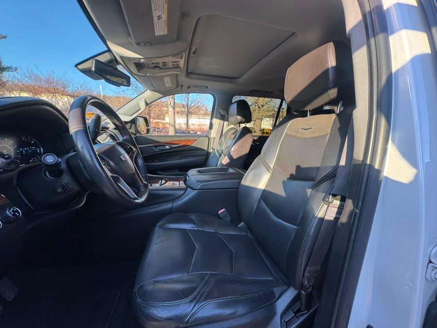 2016 Cadillac Escalade 4WD 4dr Luxury Collection photo