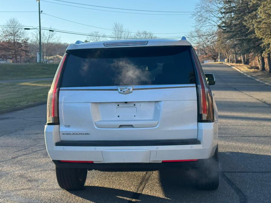 2016 Cadillac Escalade 4WD 4dr Luxury Collection photo