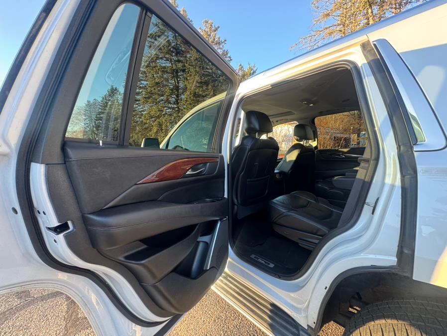 2016 Cadillac Escalade 4WD 4dr Luxury Collection photo
