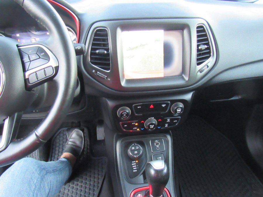 2019 Jeep Compass Trailhawk 4x4 photo
