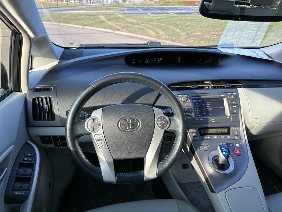 2013 Toyota Prius One photo