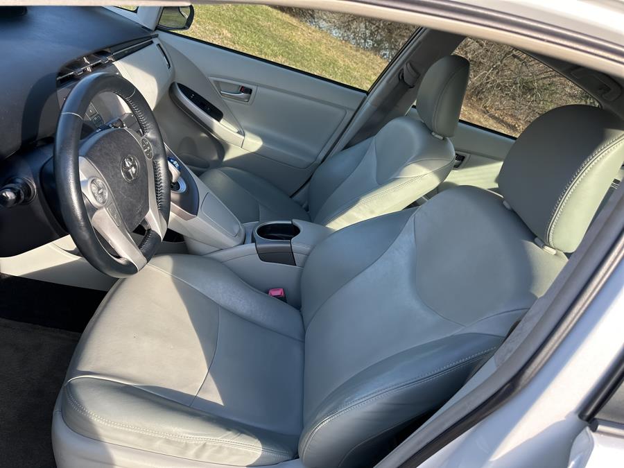 2013 Toyota Prius One photo