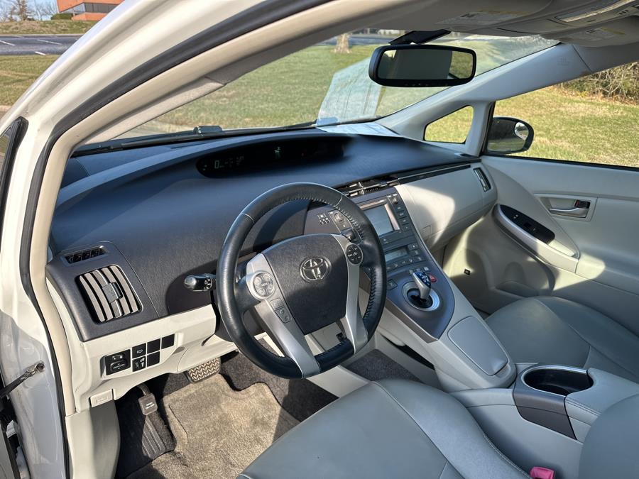 2013 Toyota Prius One photo