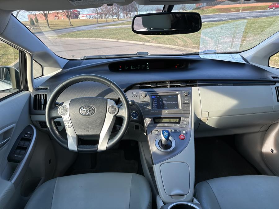 2013 Toyota Prius One photo