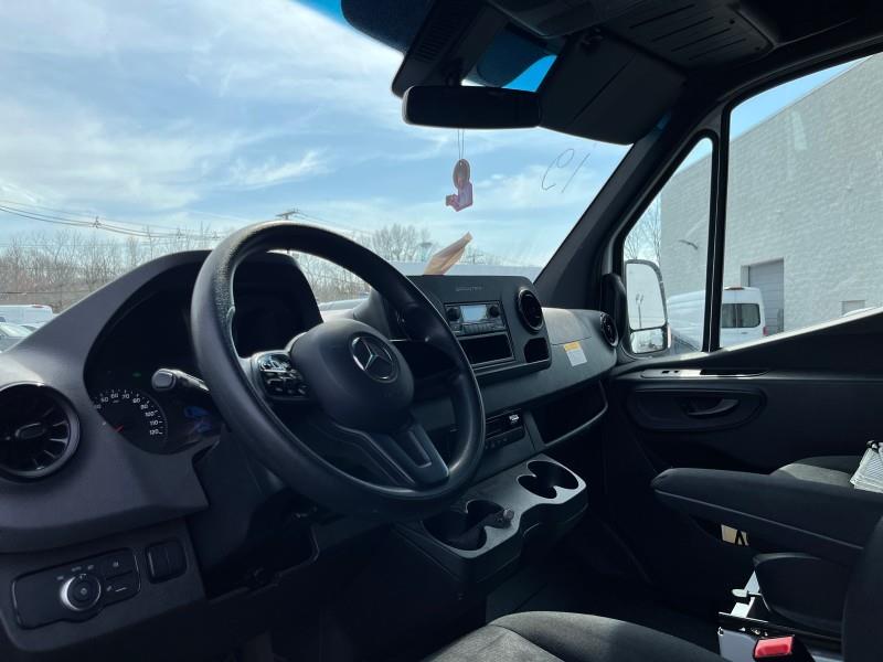 2021 Mercedes-Benz Sprinter Cargo Van  photo