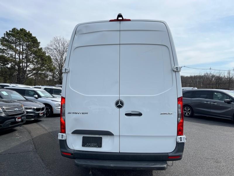 2021 Mercedes-Benz Sprinter Cargo Van  photo