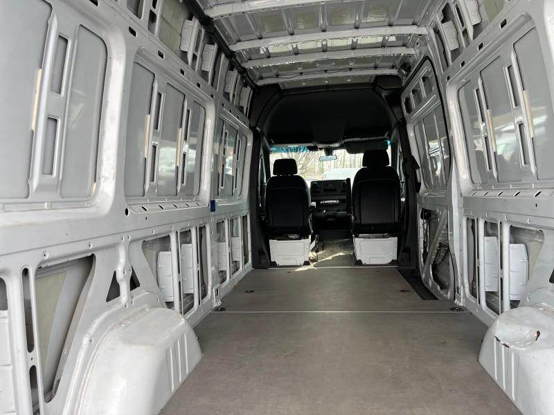 2021 Mercedes-Benz Sprinter Cargo Van  photo