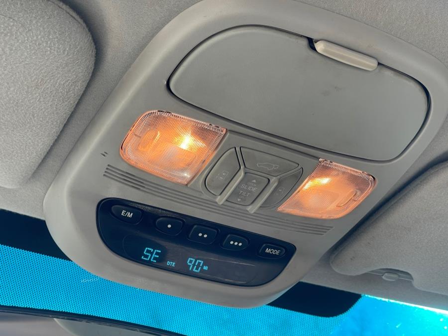 2010 Toyota Sienna XLE Limited photo