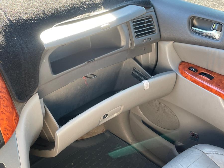 2010 Toyota Sienna XLE Limited photo