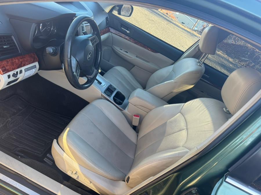 2012 Subaru Outback 2.5i Limited photo