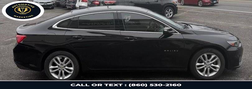 2017 Chevrolet Malibu 4dr Sdn LT w/1LT photo