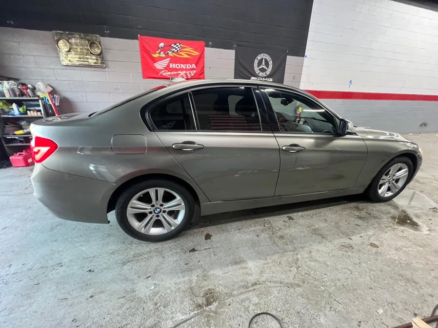 2016 BMW 3-Series 4dr Sdn 328i xDrive AWD SULEV  photo
