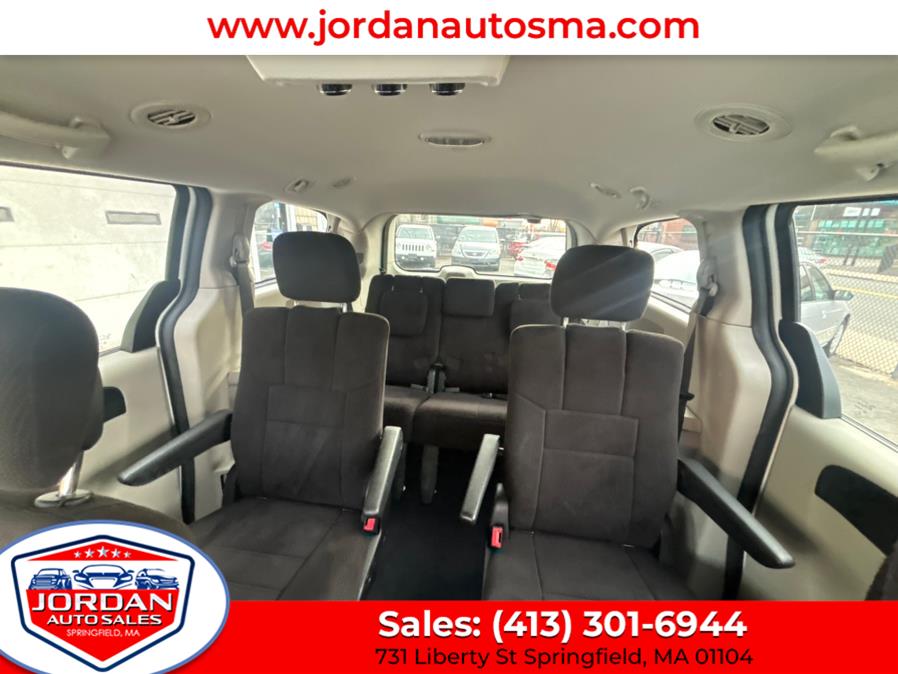 2013 Dodge Grand Caravan SE photo