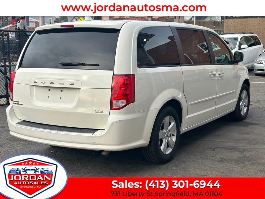 2013 Dodge Grand Caravan SE photo
