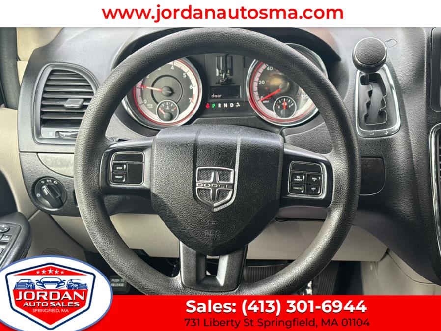 2013 Dodge Grand Caravan SE photo