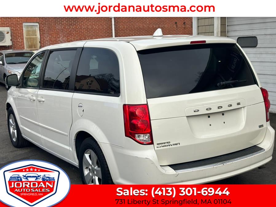 2013 Dodge Grand Caravan SE photo