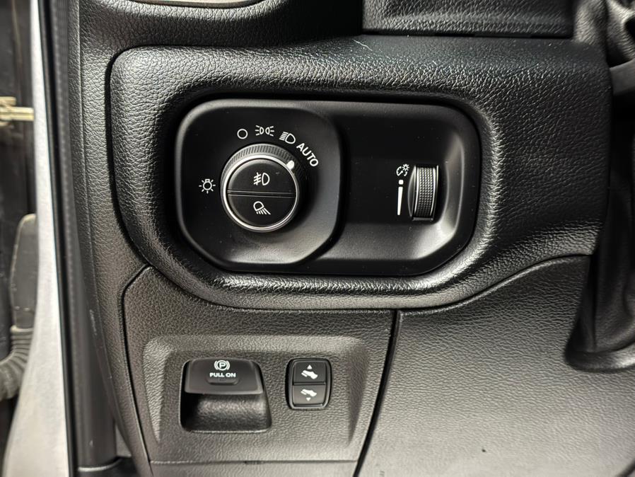 2020 RAM 1500 REBEL 4x4 Crew Cab 5''7