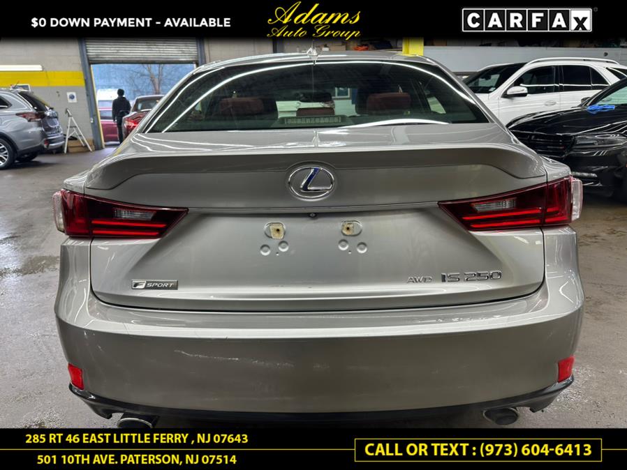 2015 Lexus IS 250 photo