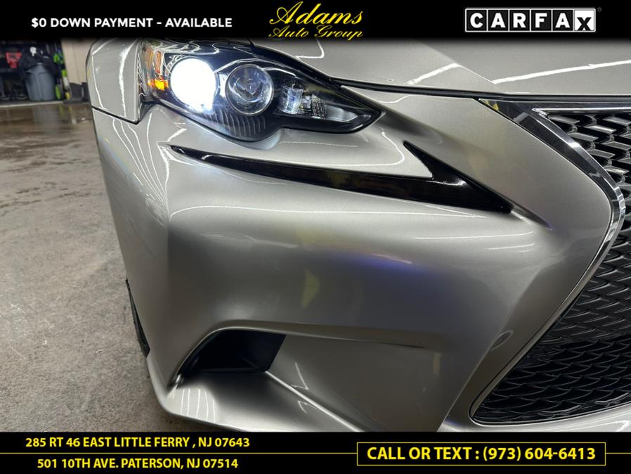 2015 Lexus IS 250 photo