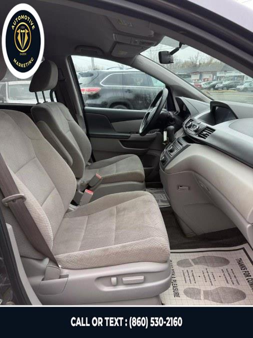 2015 Honda Odyssey 5dr LX photo