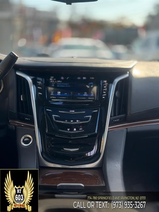 2020 Cadillac Escalade 4WD 4dr Premium Luxury photo