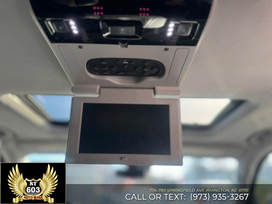2020 Cadillac Escalade 4WD 4dr Premium Luxury photo