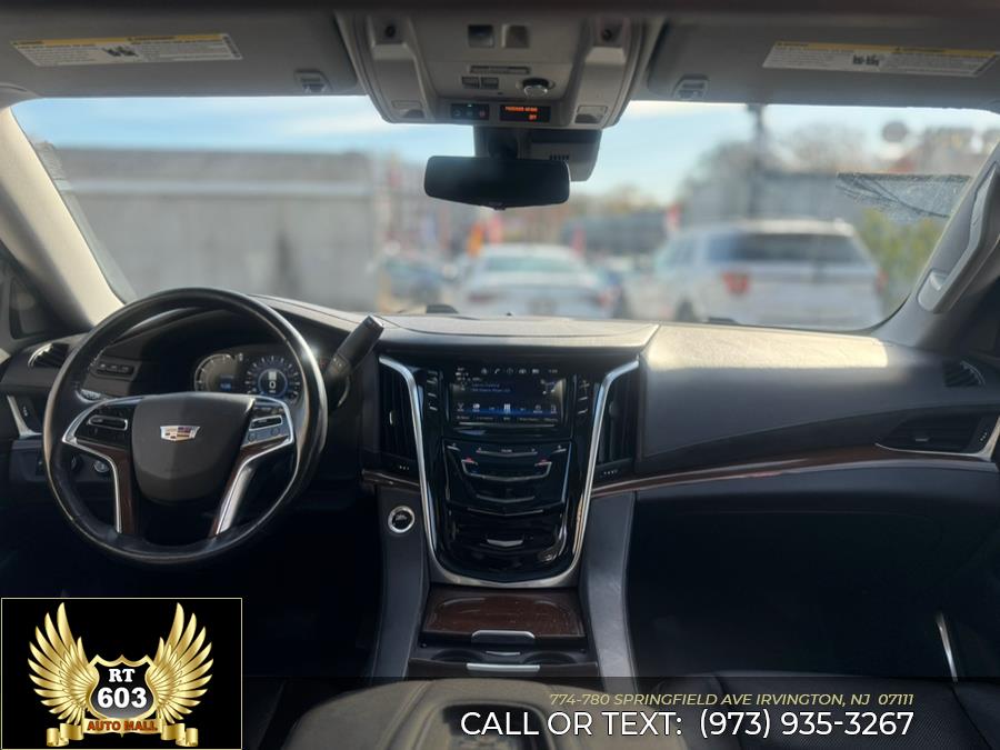 2020 Cadillac Escalade 4WD 4dr Premium Luxury photo
