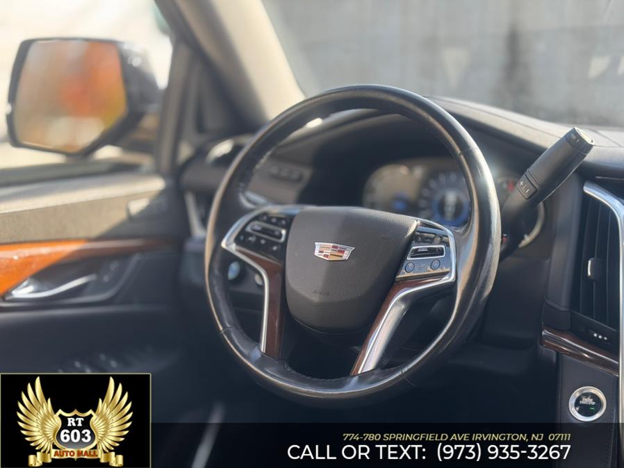 2020 Cadillac Escalade 4WD 4dr Premium Luxury photo