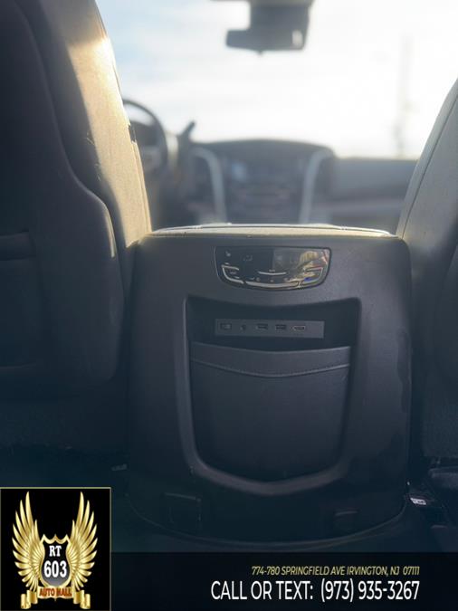 2020 Cadillac Escalade 4WD 4dr Premium Luxury photo