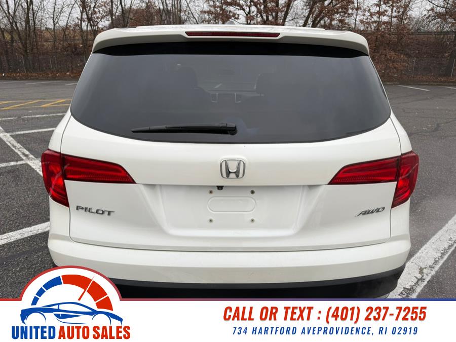 2016 Honda Pilot AWD 4dr EX photo