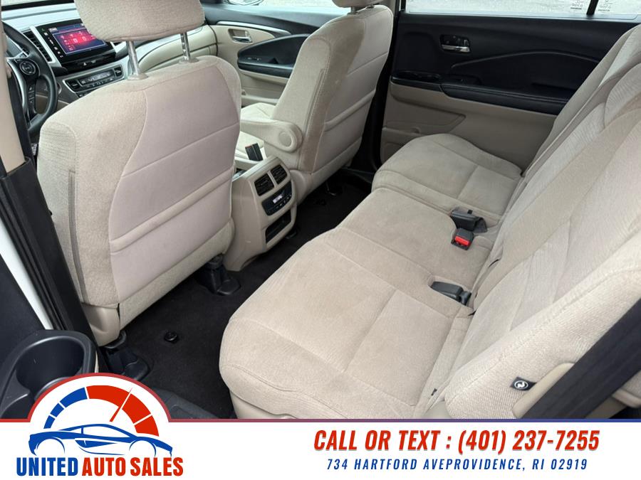 2016 Honda Pilot AWD 4dr EX photo