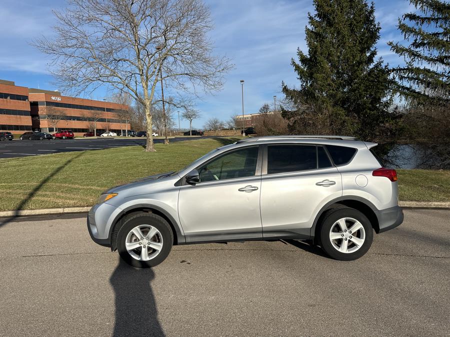 2013 Toyota RAV4 XLE photo