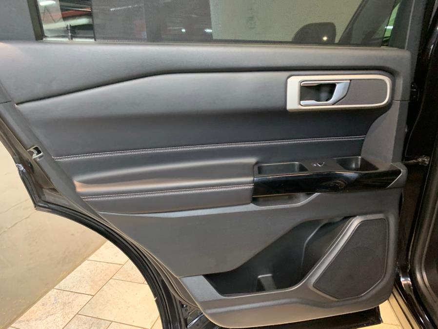 2021 Ford Explorer ST 4WD photo