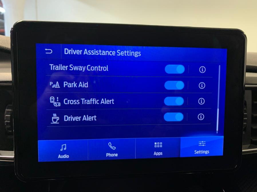 2021 Ford Explorer ST 4WD photo
