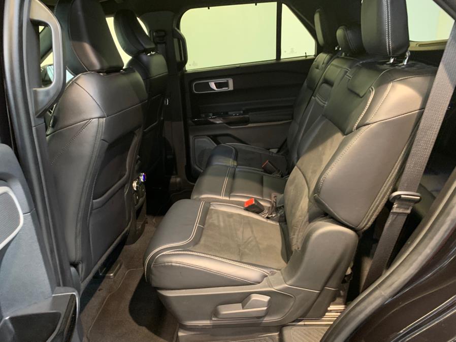 2021 Ford Explorer ST 4WD photo