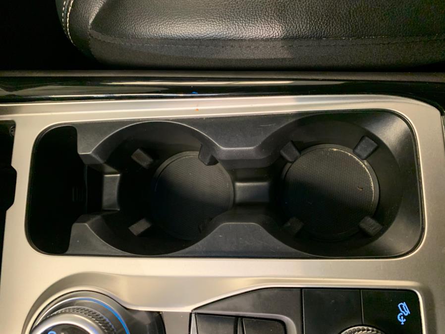 2021 Ford Explorer ST 4WD photo