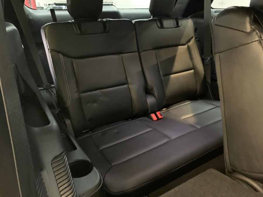 2021 Ford Explorer ST 4WD photo